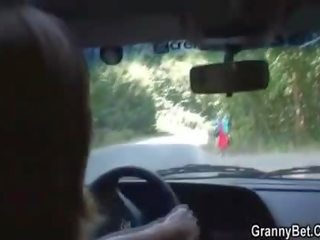 Old prostitute gets nailed in the car by a stranger